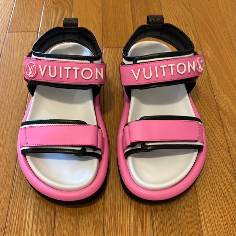 100% Authentic LV Louis Vuitton Pool Pillow Sandal 36